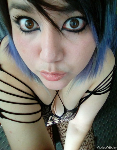 Violetwitchy