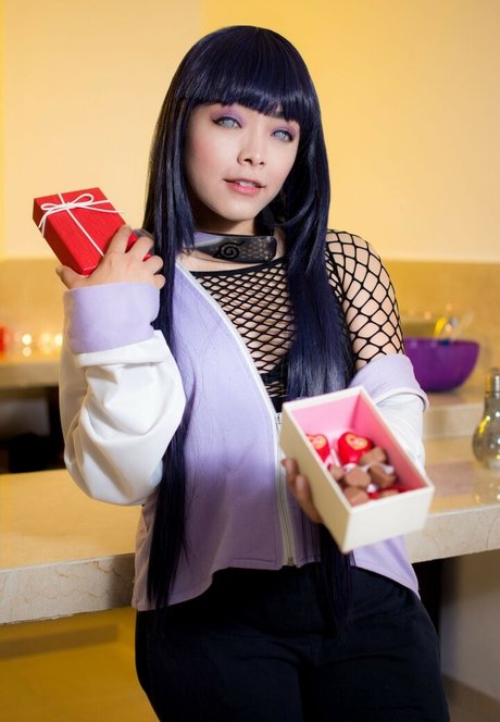 Hitomi Locks