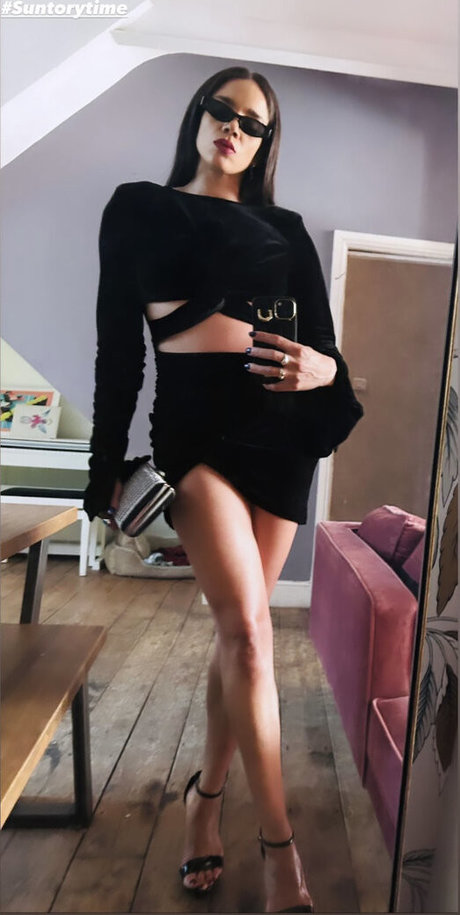 Naakte gelekte OnlyFans-foto van Hannah Johnkamen