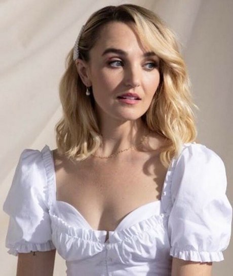 Naakte gelekte OnlyFans-foto van Chloe Fineman