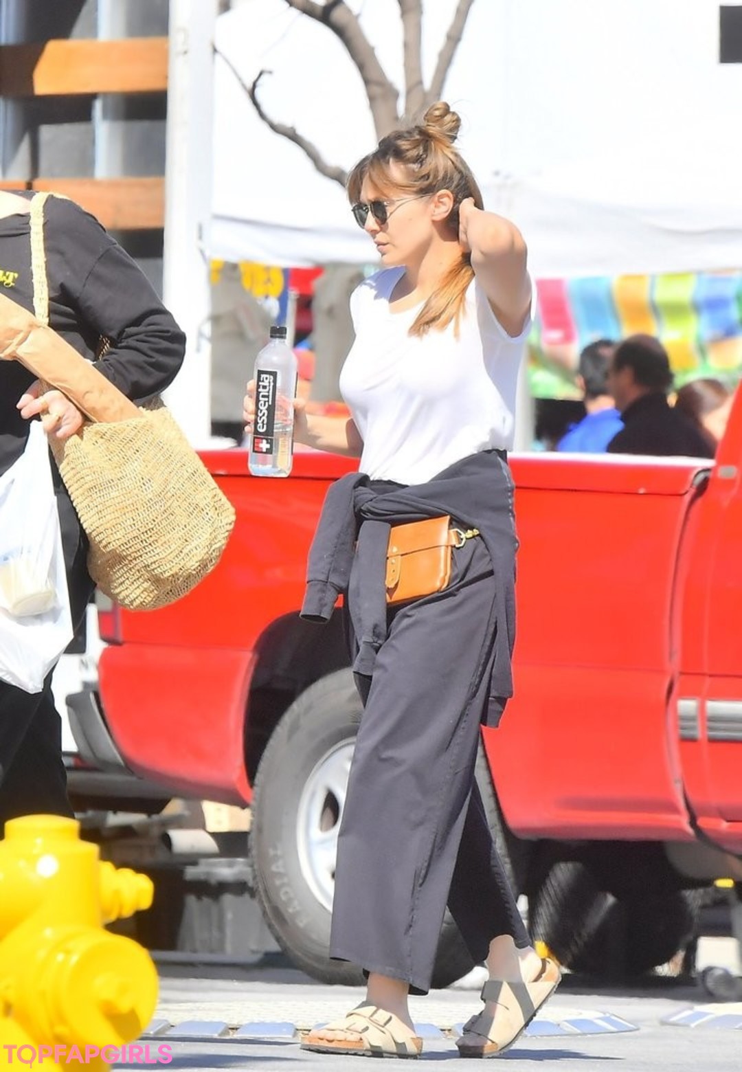 Naakte gelekte OnlyFans-foto van Elizabeth Olsen #11 Naakte gelekte OnlyFans-foto van Elizabeth Olsen #11