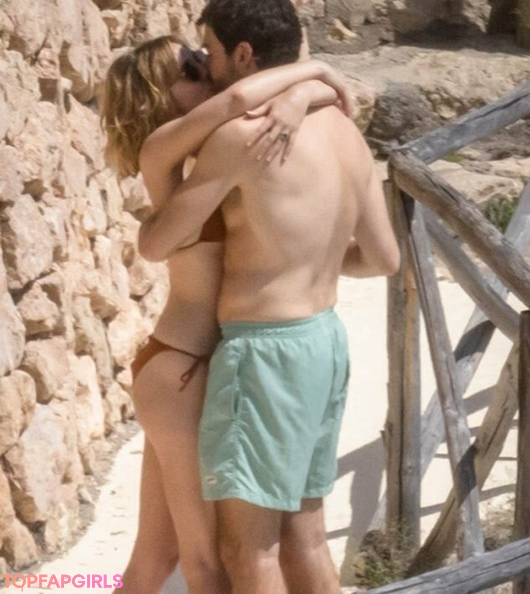 Naakte gelekte OnlyFans-foto van Elizabeth Olsen #194 Naakte gelekte OnlyFans-foto van Elizabeth Olsen #194