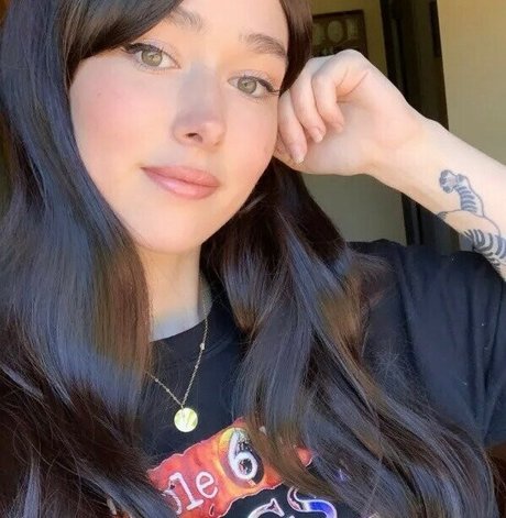 Holls8