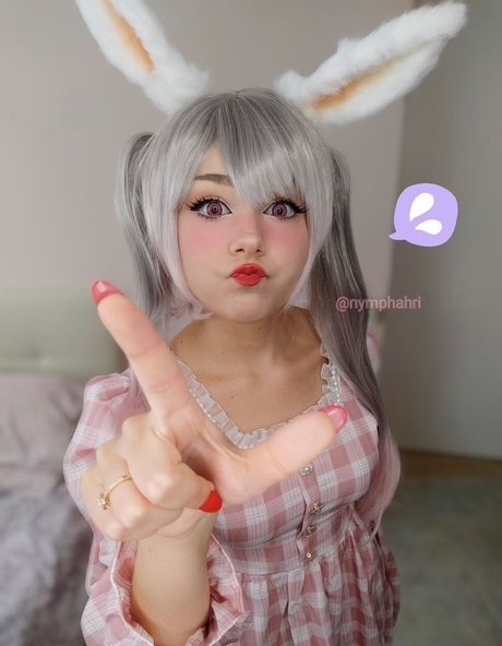 Naakte gelekte OnlyFans-foto van Nymphahri