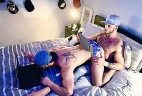 Naakte gelekte OnlyFans-foto van Lic Robx