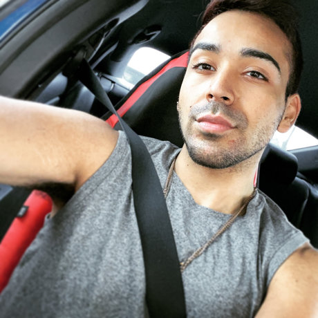 Naakte gelekte OnlyFans-foto van Lee Mendoza