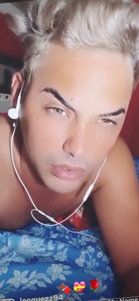 Naakte gelekte OnlyFans-foto van Leo Dominguez