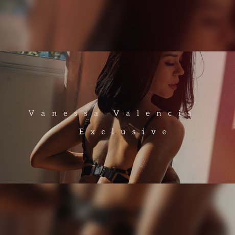 Naakte gelekte OnlyFans-foto van Leidy Vanessa