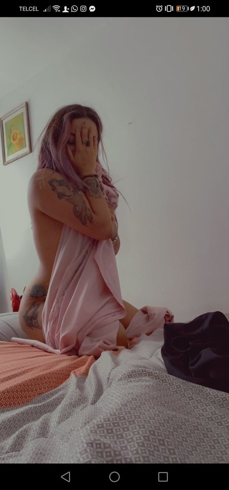 Naakte gelekte OnlyFans-foto van Leexqueen