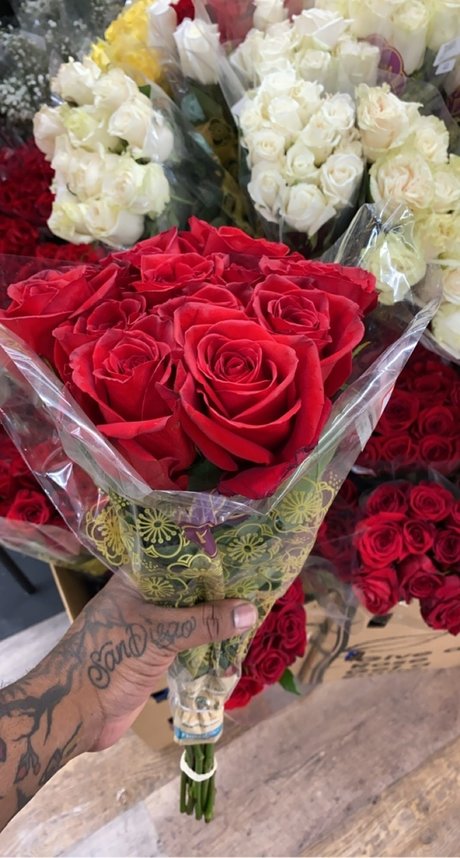 Naakte gelekte OnlyFans-foto van Lee Love