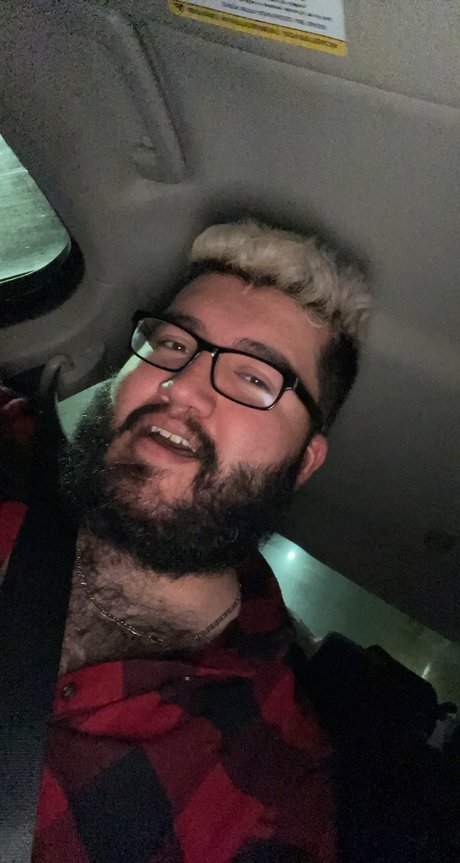Naakte gelekte OnlyFans-foto van Alexander