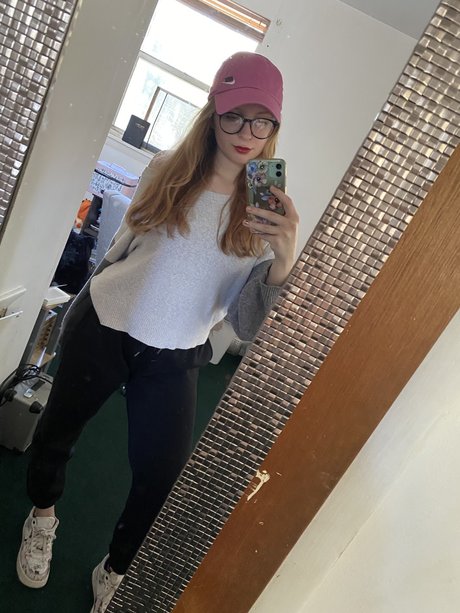 Naakte gelekte OnlyFans-foto van Lauren