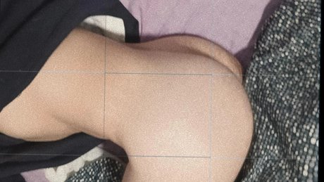 Naakte gelekte OnlyFans-foto van Salvatore