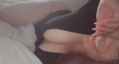 Naakte gelekte OnlyFans-foto van Ling Ling
