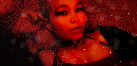 Naakte gelekte OnlyFans-foto van Raven