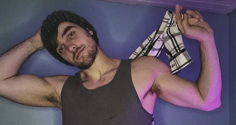 Naakte gelekte OnlyFans-foto van Hayden
