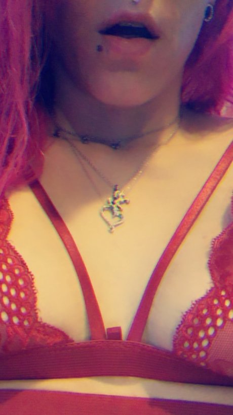 Naakte gelekte OnlyFans-foto van Bust On My Toes