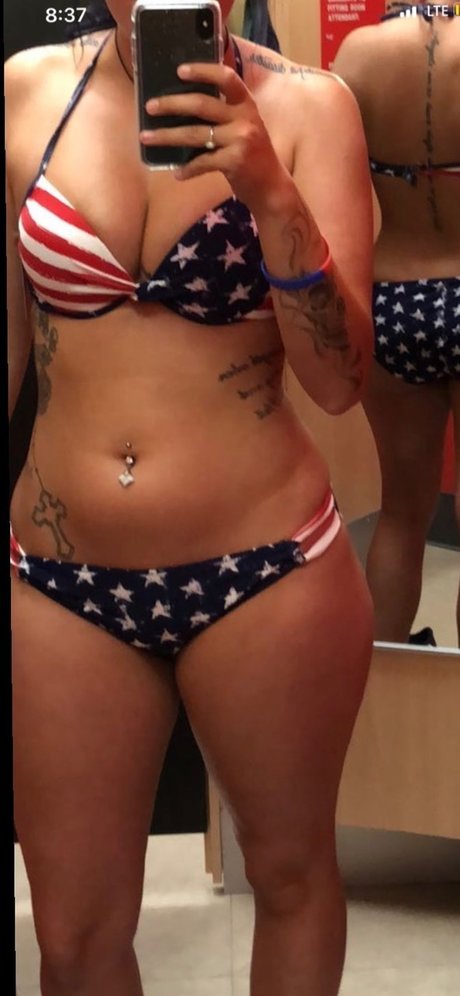 Naakte gelekte OnlyFans-foto van Maddies Vip