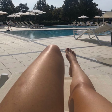 Naakte gelekte OnlyFans-foto van Miss Sofia