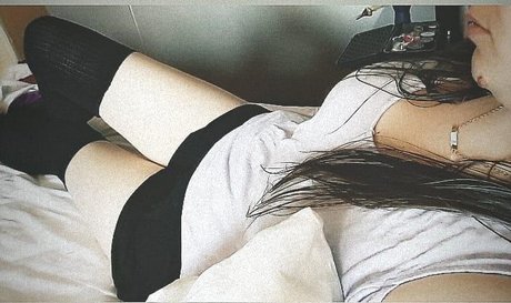 Naakte gelekte OnlyFans-foto van Lilly Luv