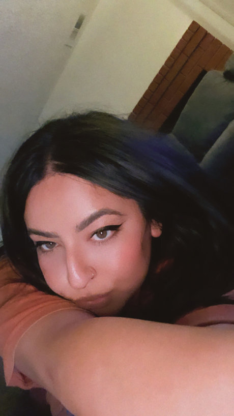 Naakte gelekte OnlyFans-foto van L