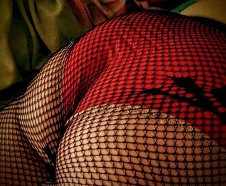 Naakte gelekte OnlyFans-foto van Luring Seductress