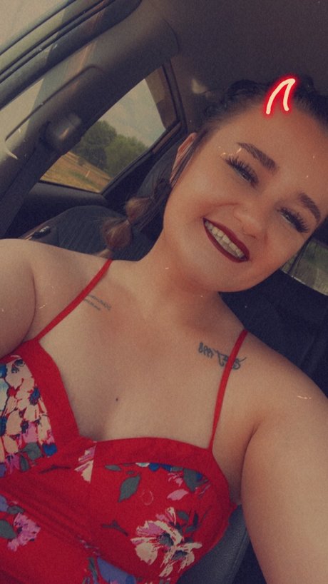 Naakte gelekte OnlyFans-foto van Lulu