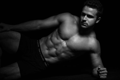 Naakte gelekte OnlyFans-foto van Luke Quinn