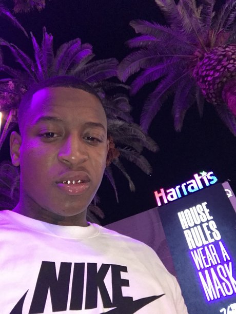 Naakte gelekte OnlyFans-foto van Luccibands