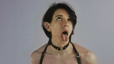 Naakte gelekte OnlyFans-foto van Mark Lugaev