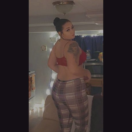 Naakte gelekte OnlyFans-foto van Marie