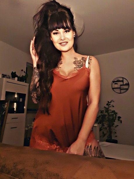 Naakte gelekte OnlyFans-foto van Malu88
