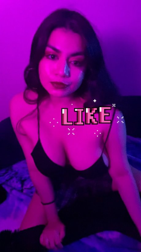 Naakte gelekte OnlyFans-foto van Maudlin