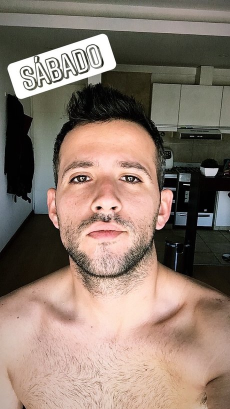 Naakte gelekte OnlyFans-foto van Matiasmart