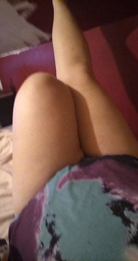 Naakte gelekte OnlyFans-foto van Katelynn Marie