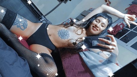 Naakte gelekte OnlyFans-foto van Mili Velez