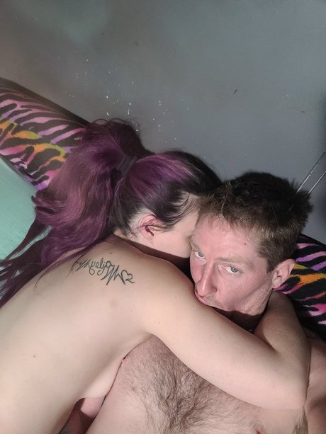 Naakte gelekte OnlyFans-foto van Boston