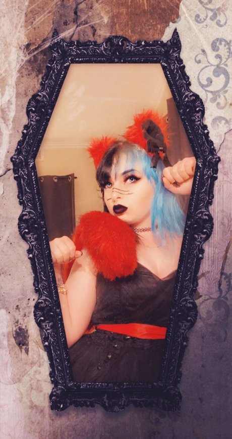 Naakte gelekte OnlyFans-foto van Mikaneko