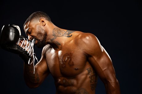 Naakte gelekte OnlyFans-foto van Joartis Ratti