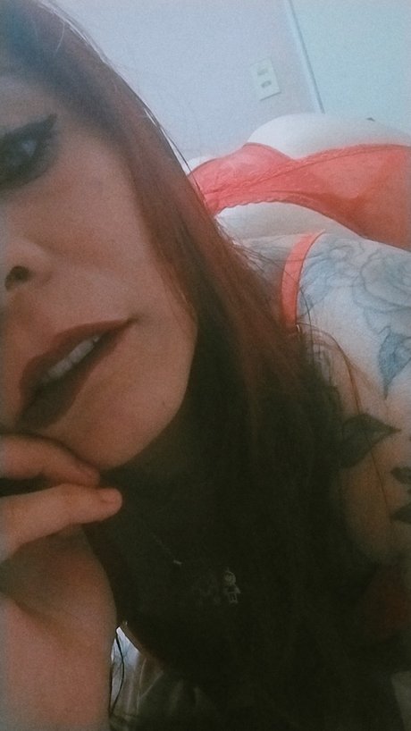 Naakte gelekte OnlyFans-foto van Sami 