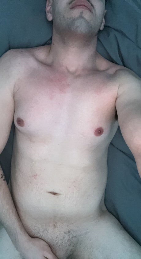 Naakte gelekte OnlyFans-foto van Midsavy
