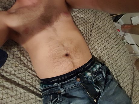 Naakte gelekte OnlyFans-foto van Kp