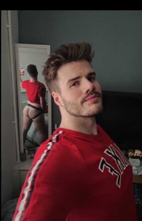 Naakte gelekte OnlyFans-foto van Michaelspics