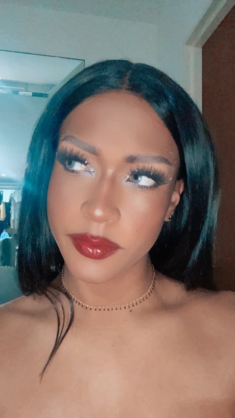  Mia Vera 