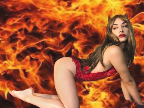 Naakte gelekte OnlyFans-foto van Nita May