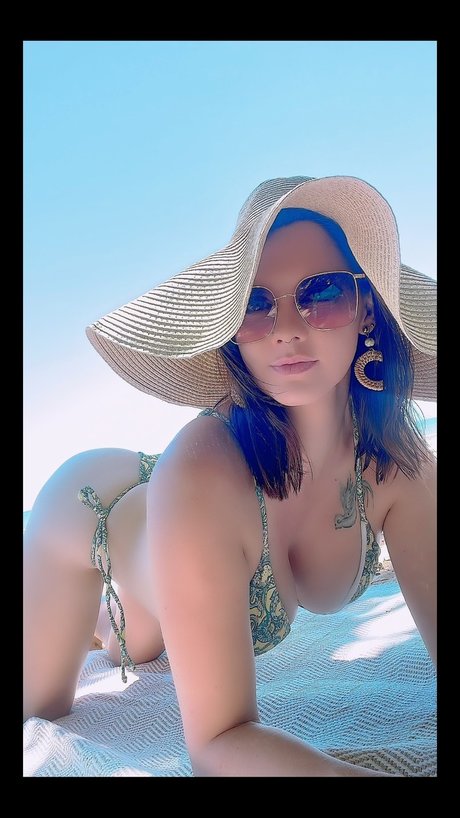 Naakte gelekte OnlyFans-foto van Jordyndaniels Free 