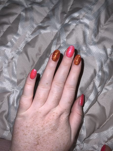 Naakte gelekte OnlyFans-foto van Miss Ginger Feet