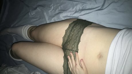 Naakte gelekte OnlyFans-foto van Miss Hearts  Free Account 