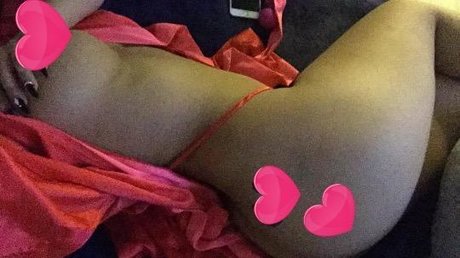 Naakte gelekte OnlyFans-foto van Exoticbunni