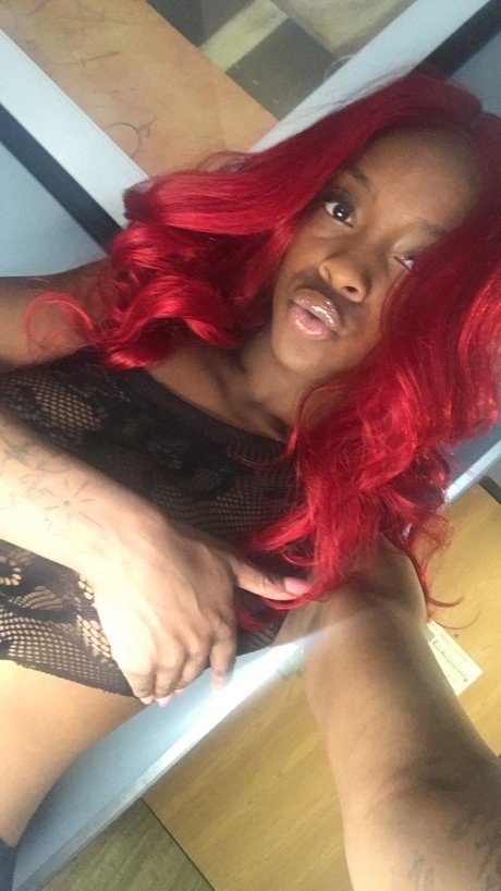 Naakte gelekte OnlyFans-foto van Khiakandyy 